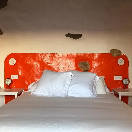 Casa Lupe. Art-inspired Courtyard House In * Teguise (Lanzarote)