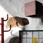 Casa Lupe. Art-inspired Courtyard House In Casa de Férias *