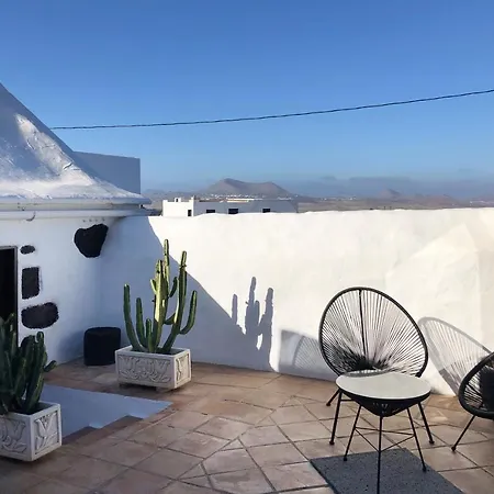 Casa Lupe. Art-inspired Courtyard House In Teguise Holiday home *
