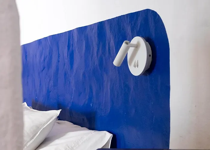 Casa Lupe. Art-inspired Courtyard House In Σπίτι διακοπών *